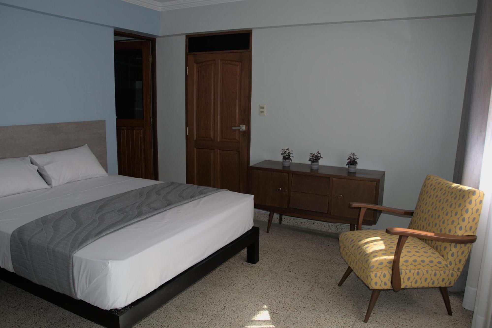 Izza Hotel Cochabamba Exterior photo